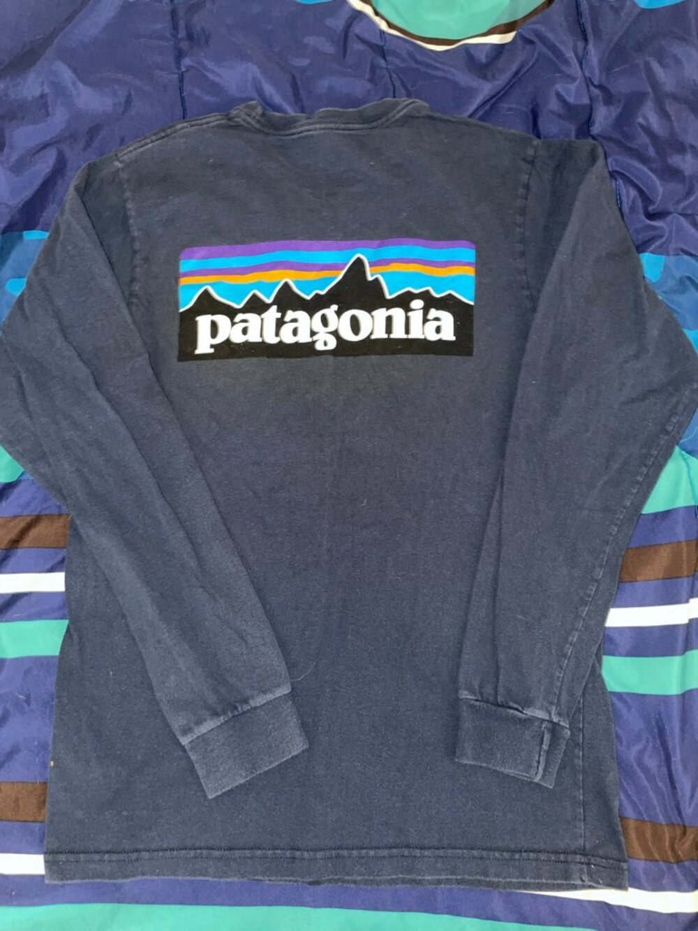Patagonia P-6 Logo Long Sleeve Tee Navy Mens XS
